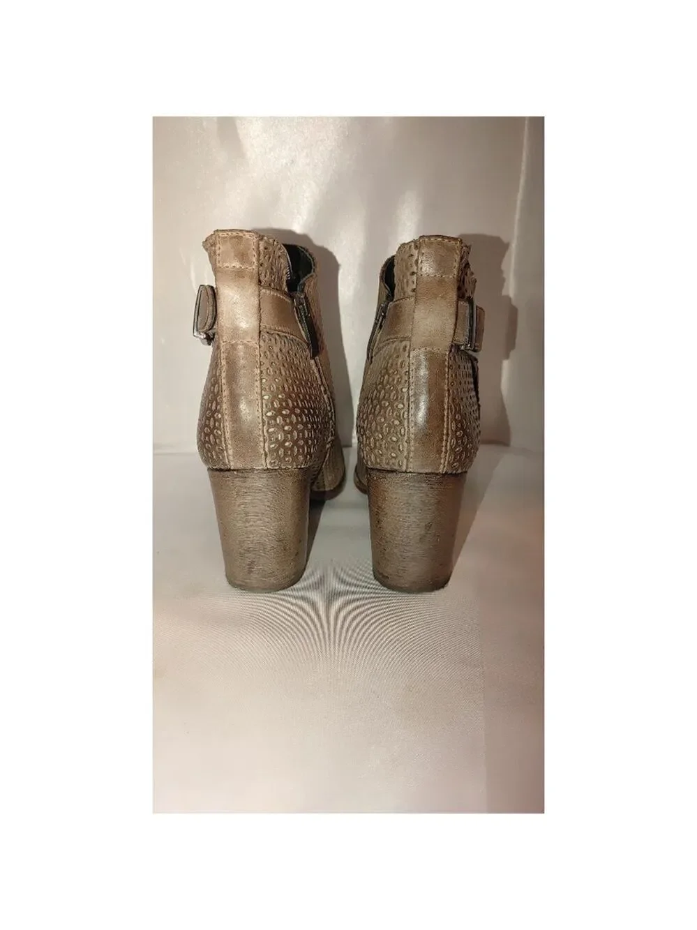 Naughty Monkey Show Stoppa Perforated Leather Booties Size 8M